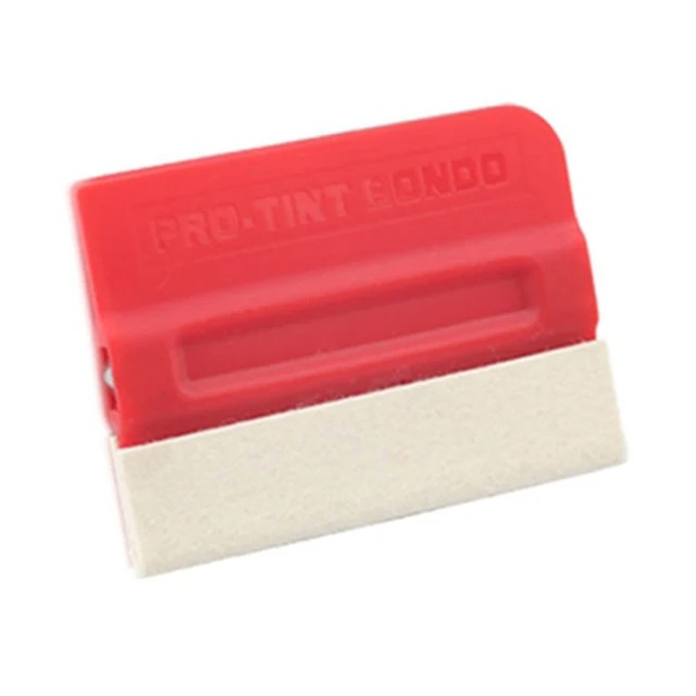 squeegee with magnet