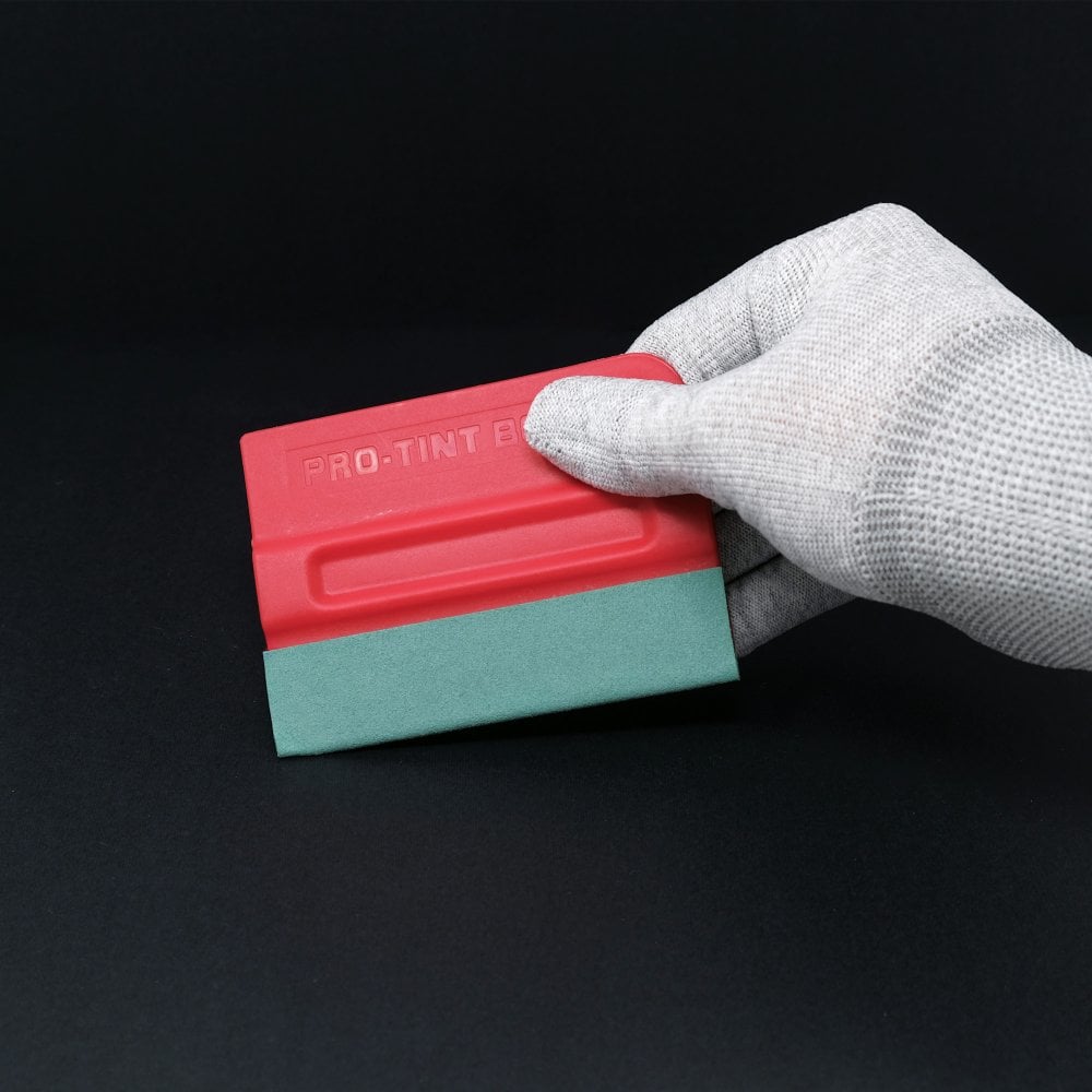 squeegee with magnet