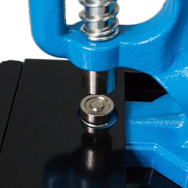 grommet machine